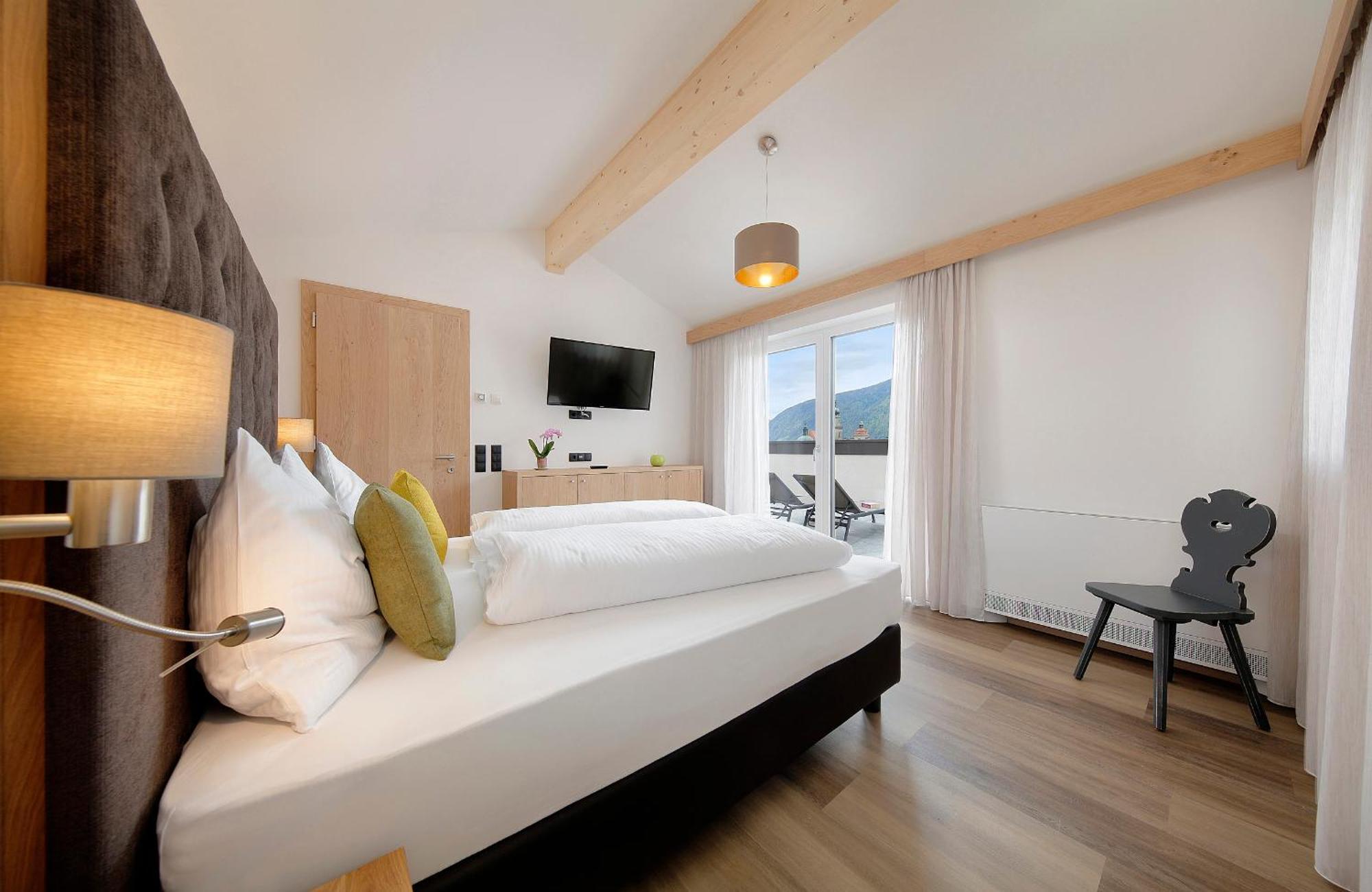 Appartement-Hotel Anthea Tirolo Bagian luar foto