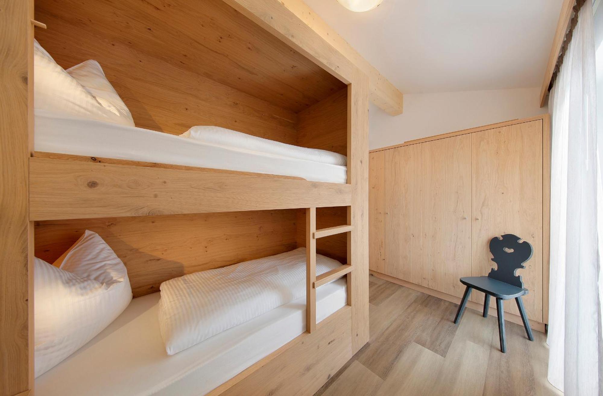 Appartement-Hotel Anthea Tirolo Ruang foto
