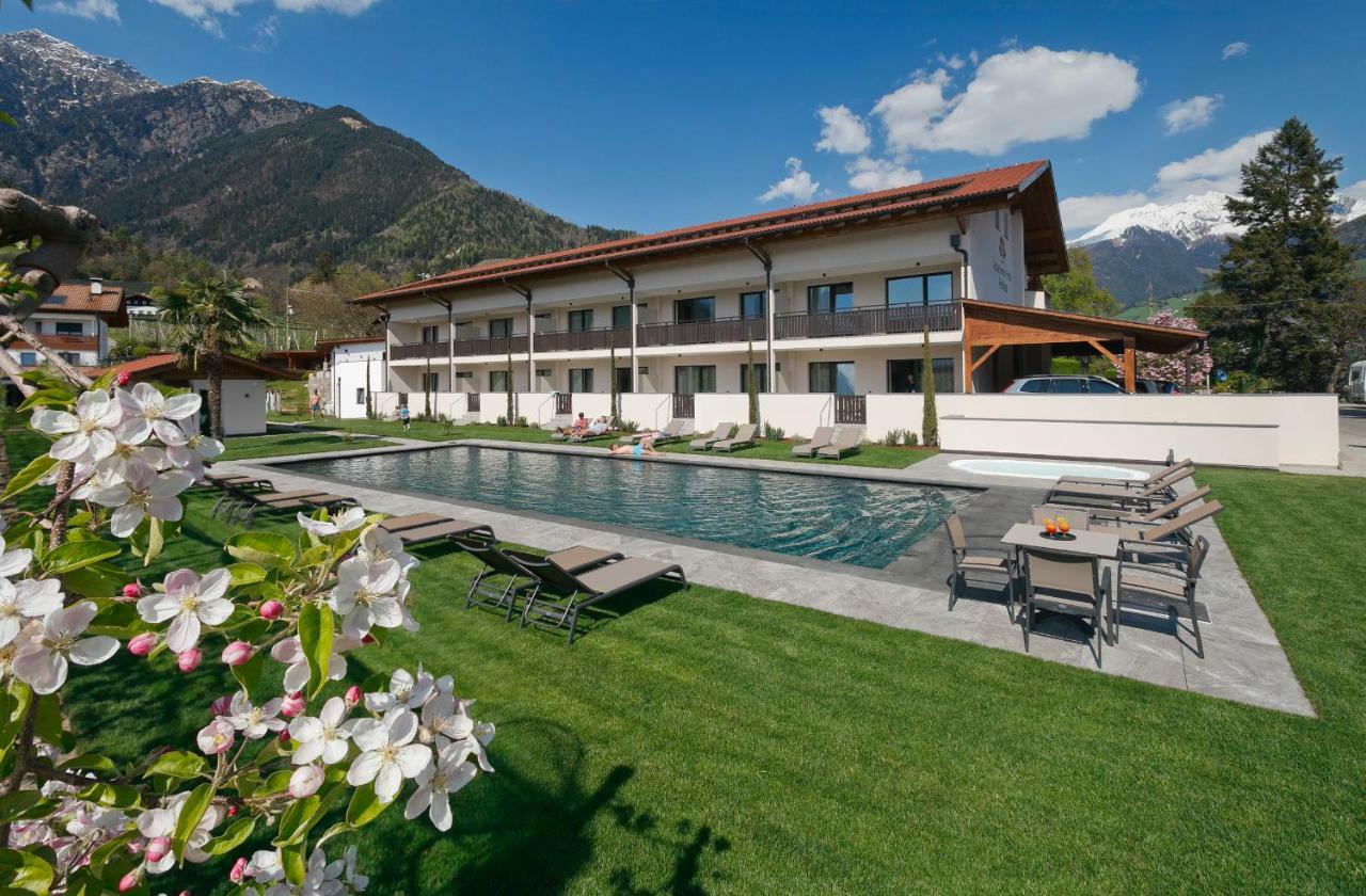 Appartement-Hotel Anthea Tirolo Bagian luar foto