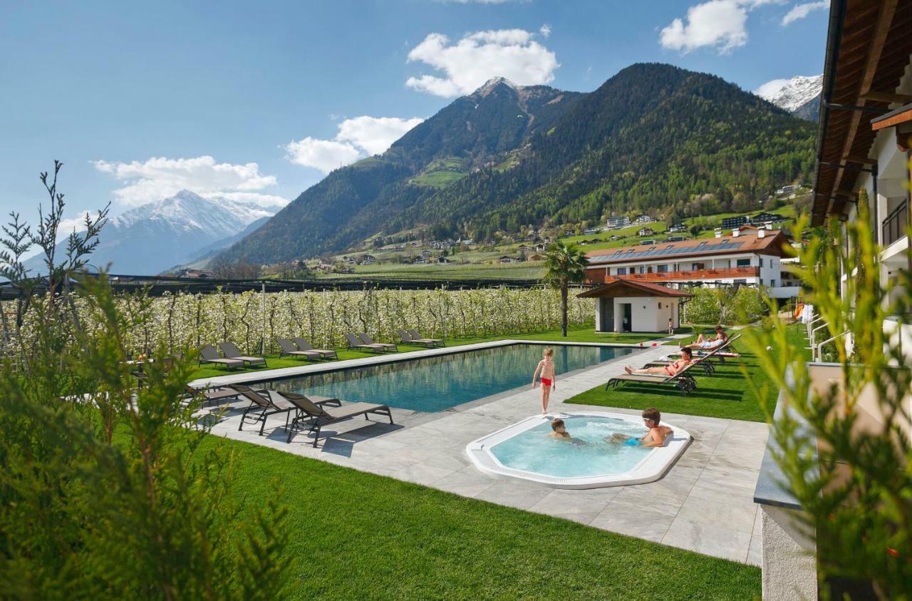 Appartement-Hotel Anthea Tirolo Bagian luar foto