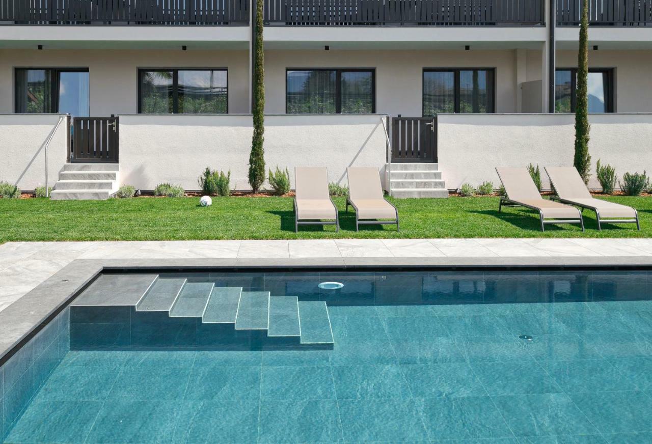 Appartement-Hotel Anthea Tirolo Bagian luar foto